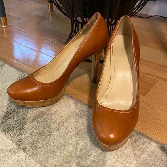 Ladies Camel Calvin Klein Pumps w/ Cork Heel - Picture 1 of 8